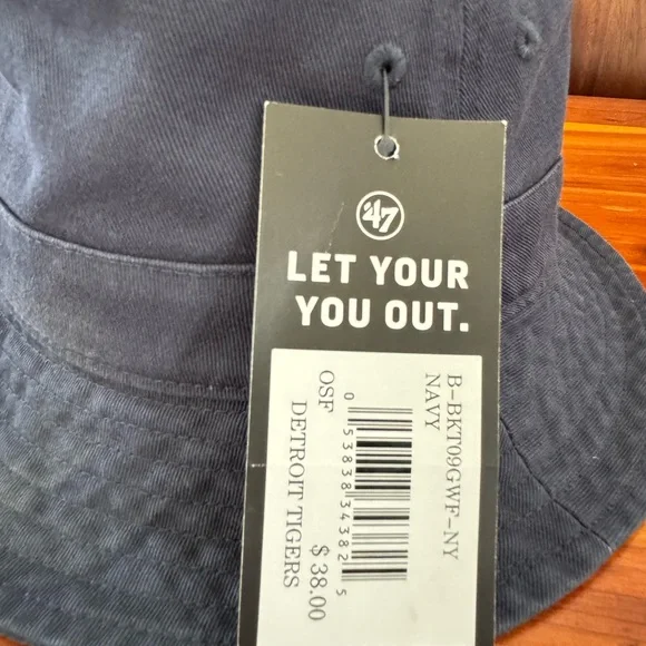 47 Brand Black Bucket Hat with White Logo - Picture 2 of 6